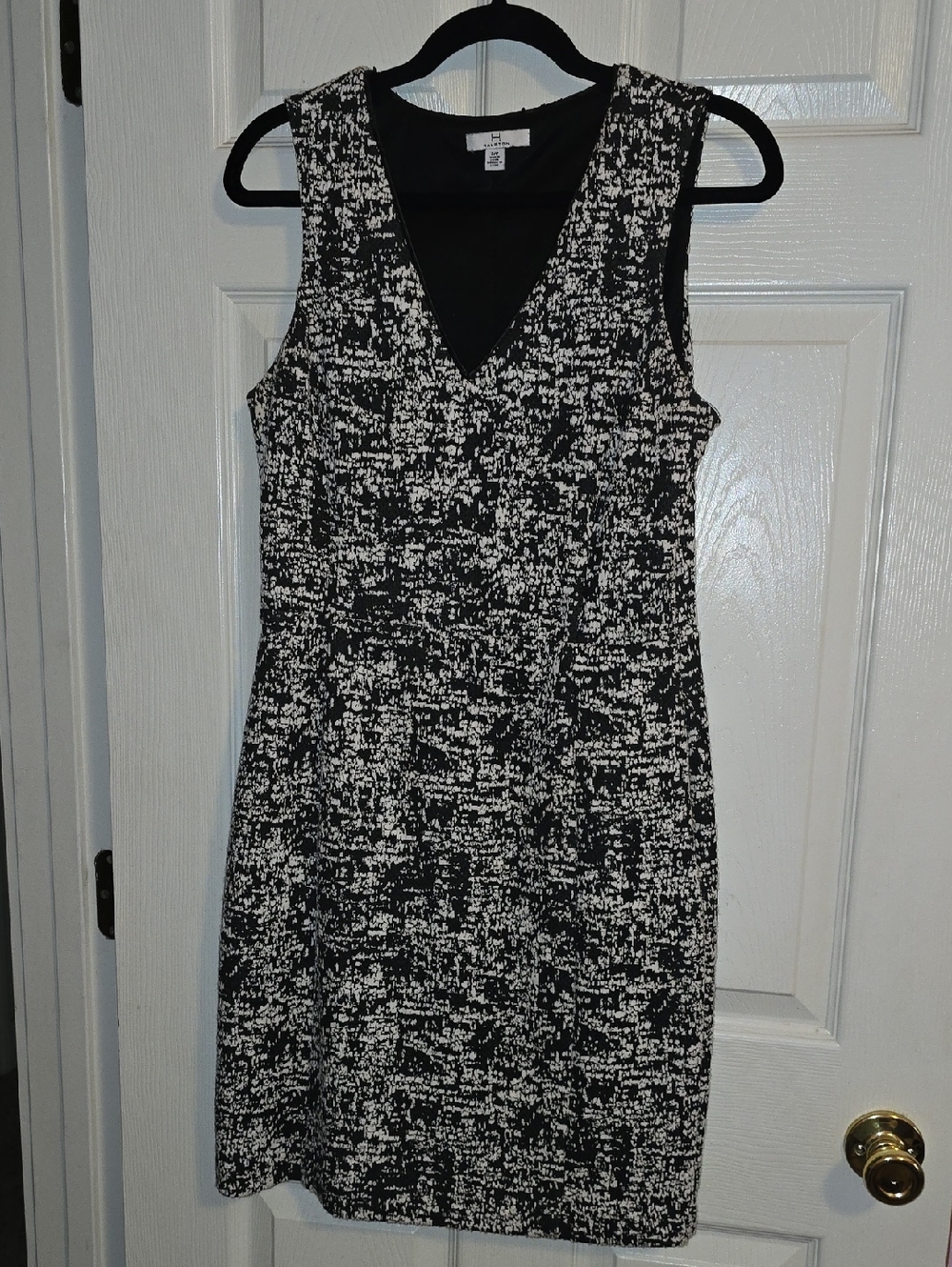 Halston Heritage Black & White Textured‎ V-Neck Mini Dress